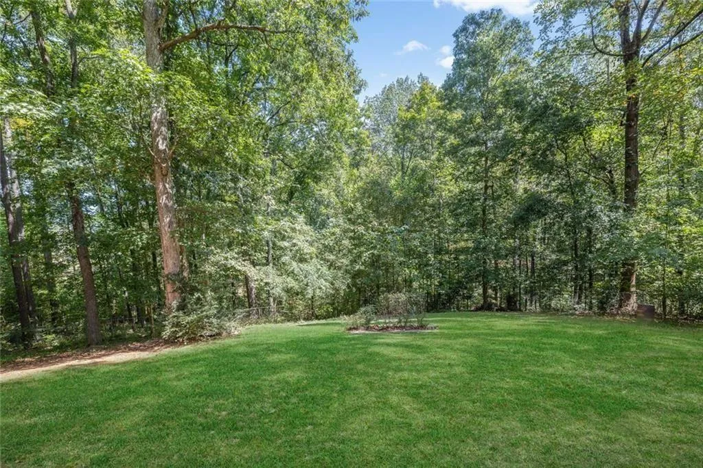 Acworth, Georgia 30102, United States, 3 Bedrooms Bedrooms, ,2 BathroomsBathrooms,Residential,Active,185896