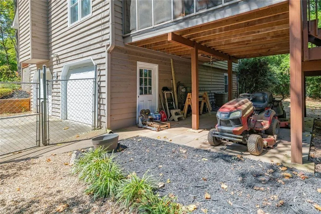 Acworth, Georgia 30102, United States, 3 Bedrooms Bedrooms, ,2 BathroomsBathrooms,Residential,Active,185896