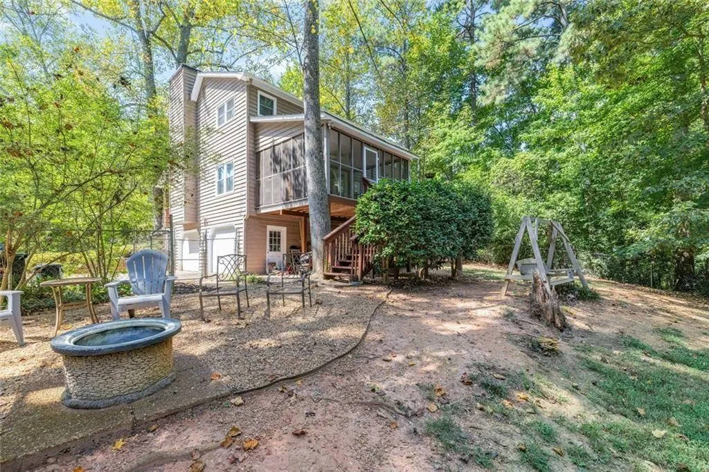 Acworth, Georgia 30102, United States, 3 Bedrooms Bedrooms, ,2 BathroomsBathrooms,Residential,Active,185896