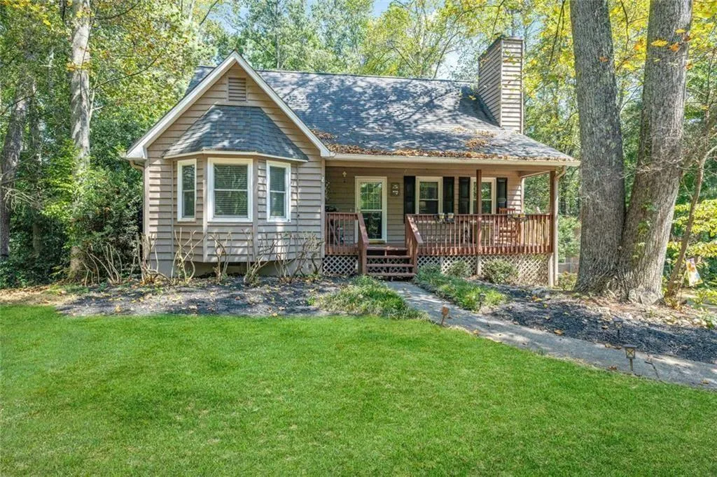 Acworth, Georgia 30102, United States, 3 Bedrooms Bedrooms, ,2 BathroomsBathrooms,Residential,Active,185896