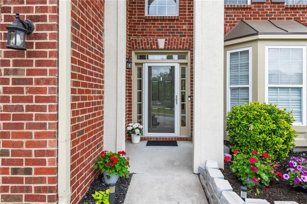 5484 Stone Cove Drive, Atlanta, Georgia image 3