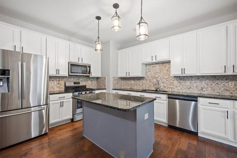 1239 GRAMPIAN Pass 11 Marietta GA 30008