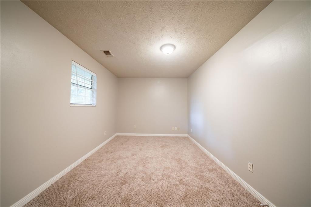 2132 Sara Ashley Way, Lithonia, Georgia image 23