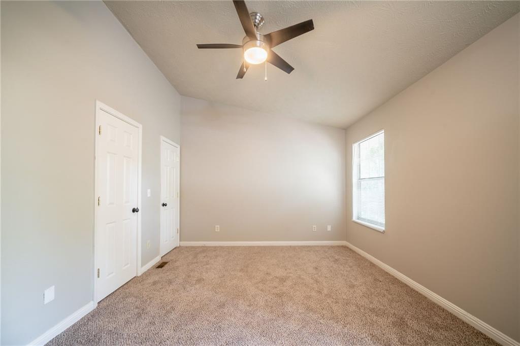 2132 Sara Ashley Way, Lithonia, Georgia image 8