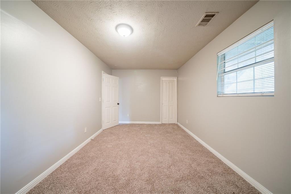 2132 Sara Ashley Way, Lithonia, Georgia image 24