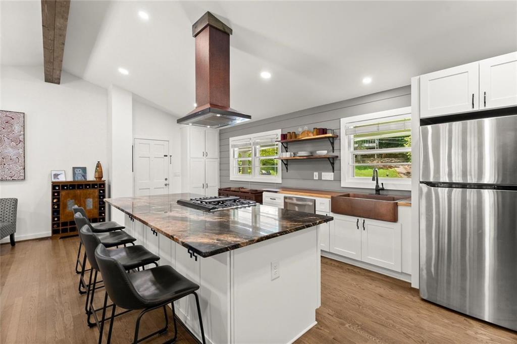 6875 Sunny Brook Lane Northeast