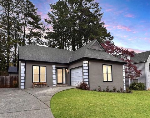 199 HICKORY Walk SW Marietta GA 30064