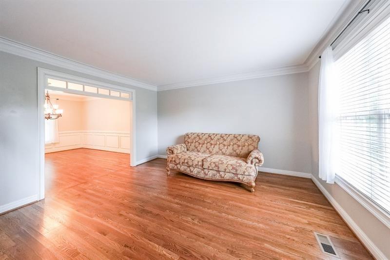 5327 Saville Drive NW