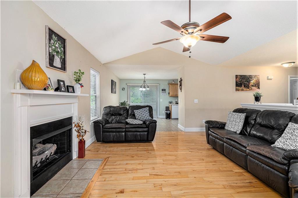 221 Hunters Crossing, Calhoun, Georgia image 8