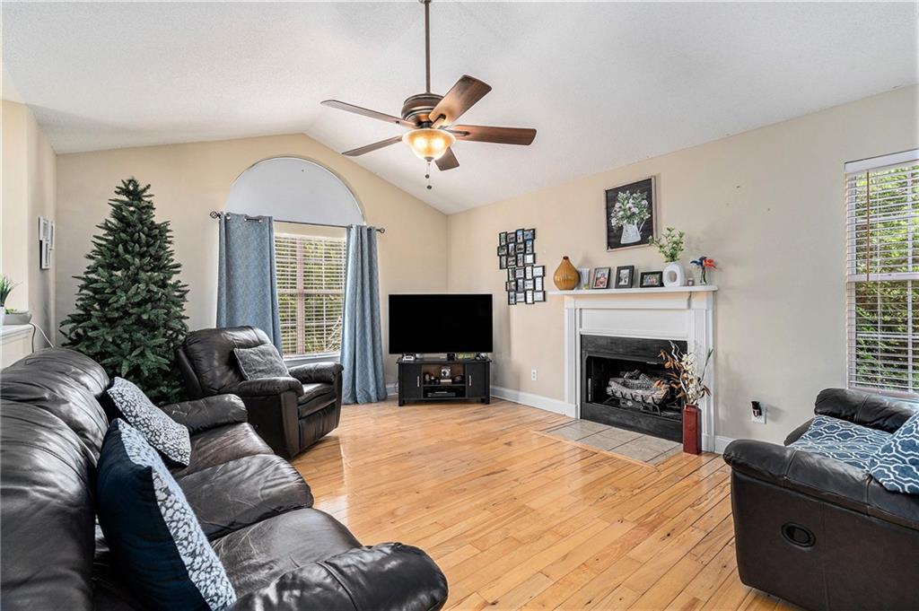 221 Hunters Crossing, Calhoun, Georgia image 6