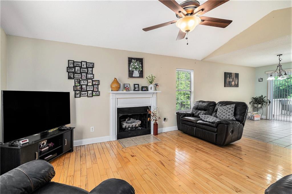 221 Hunters Crossing, Calhoun, Georgia image 7