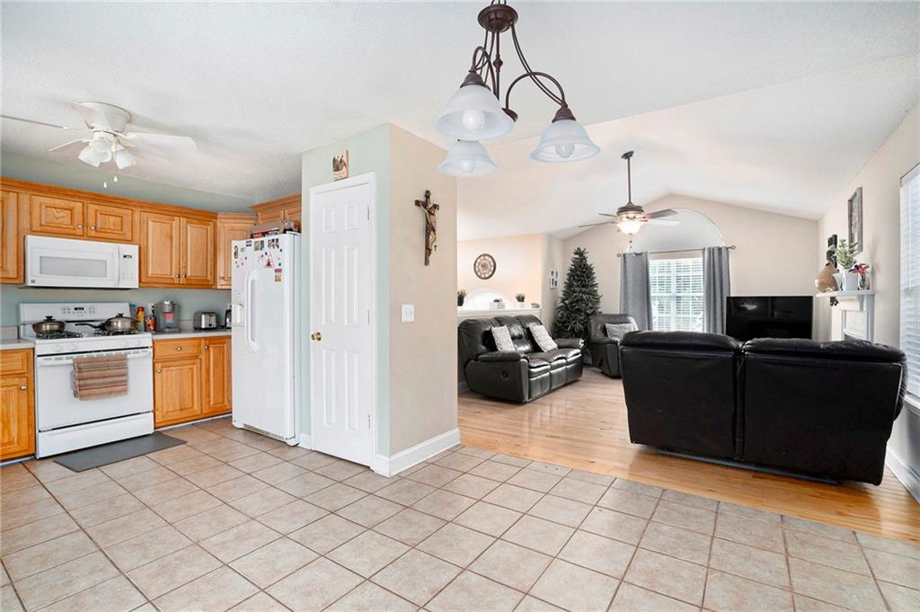 221 Hunters Crossing, Calhoun, Georgia image 9