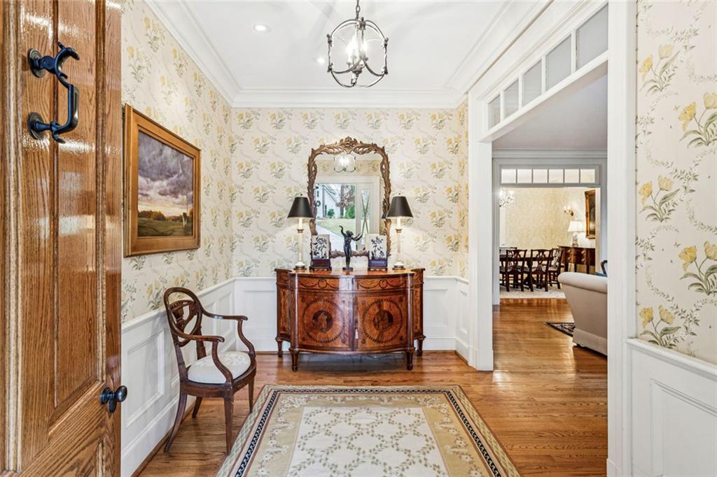 1010 Carter Drive NE