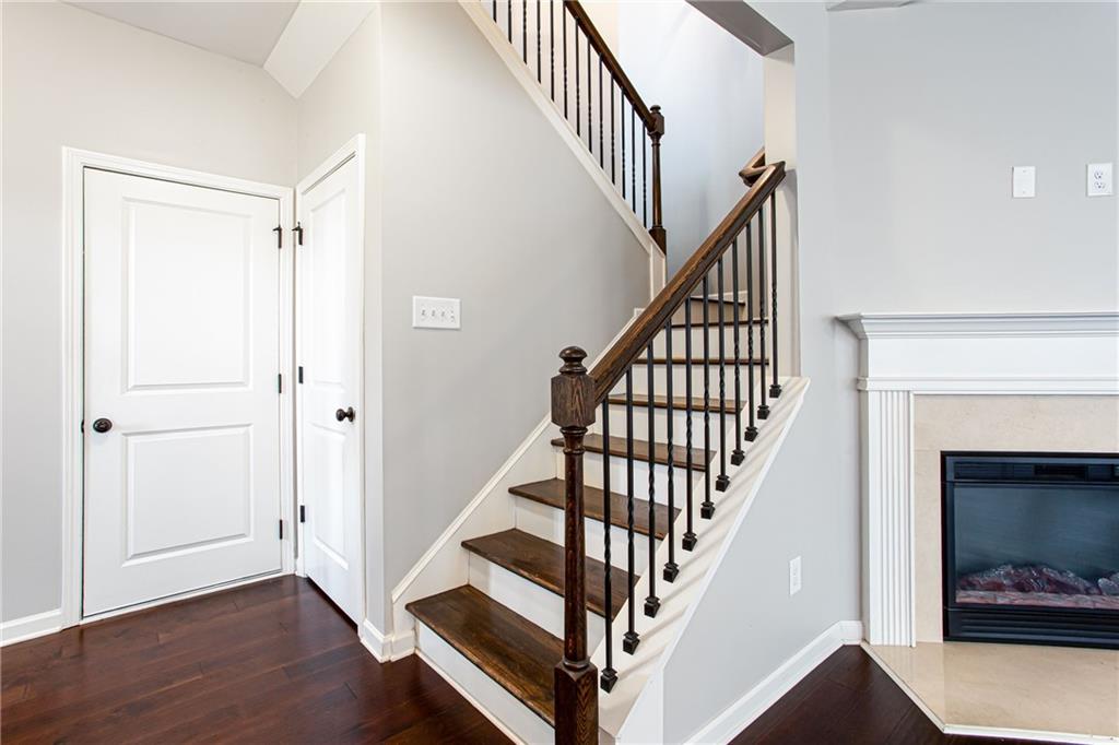 2828 Ellis Pointe Avenue