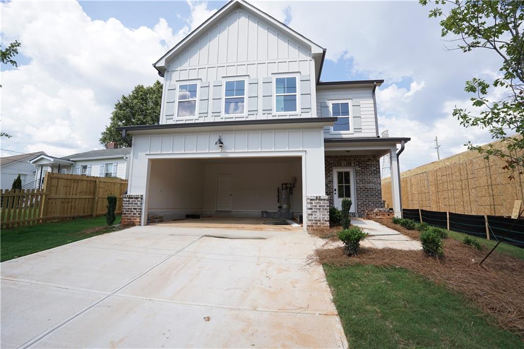 35 Aviation Rd SE