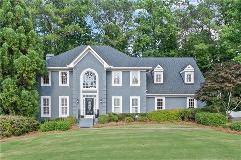 Homes For Sale - 10985 Wilshire Chase Drive<br/> Duluth, GA 30097