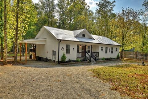 A home in Ellijay