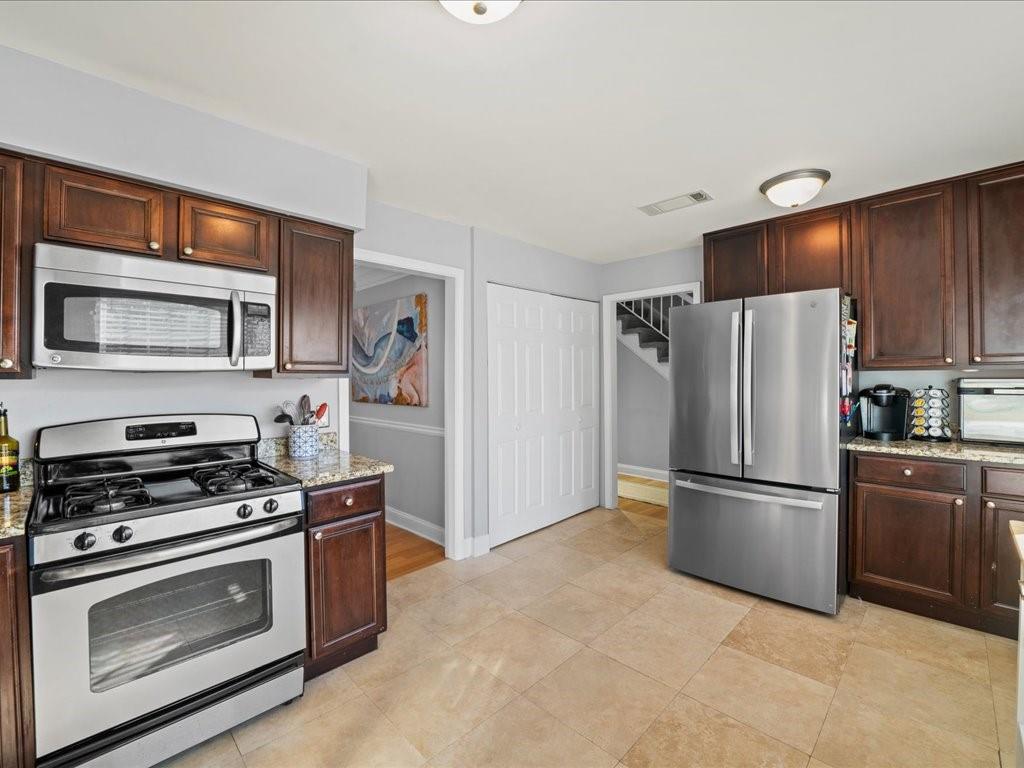 6980 Roswell Road M1