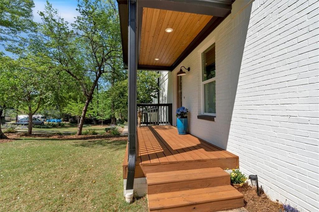 917 Derrydown Way, Decatur, Georgia image 4