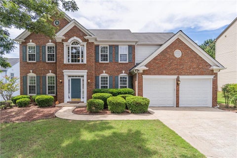 Homes For Sale - 230 Albrighton Court<br/> Suwanee, GA 30024