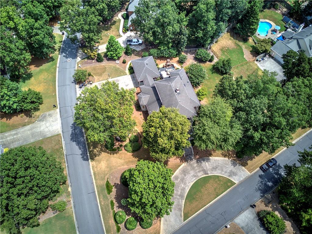 11 Forest Hill Drive SW
