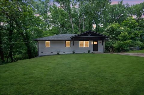 Homes For Sale - 1733 Hollyhock Terrace<br/> Decatur, GA 30032