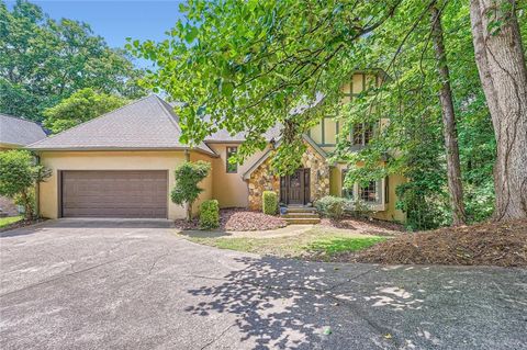 Photo of 110 Boulder Drive, Roswell, GA 30075 (MLS # 7756345)