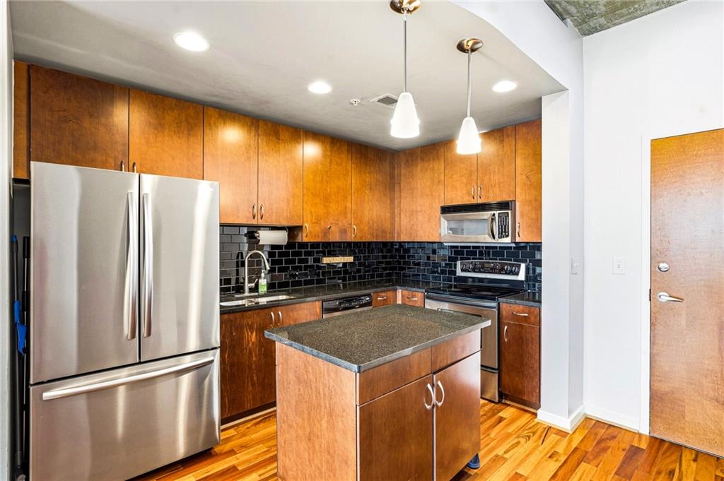 860 Peachtree Street 1413