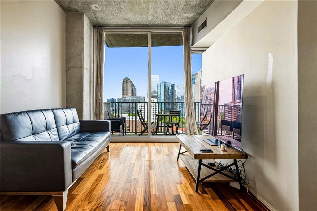 860 Peachtree Street 1413