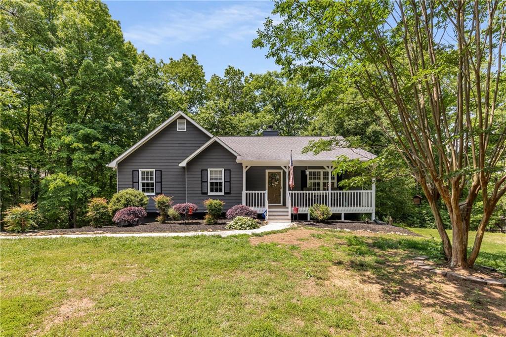 588 Peachtree Drive, White, Georgia image 2