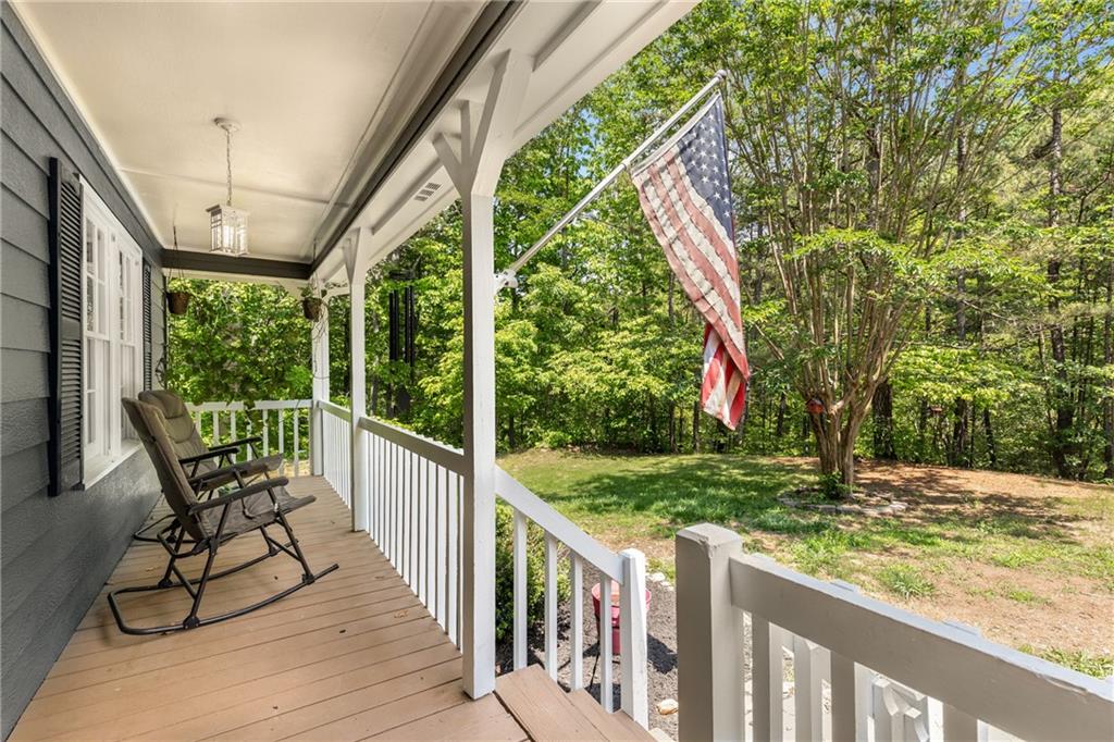 588 Peachtree Drive, White, Georgia image 3
