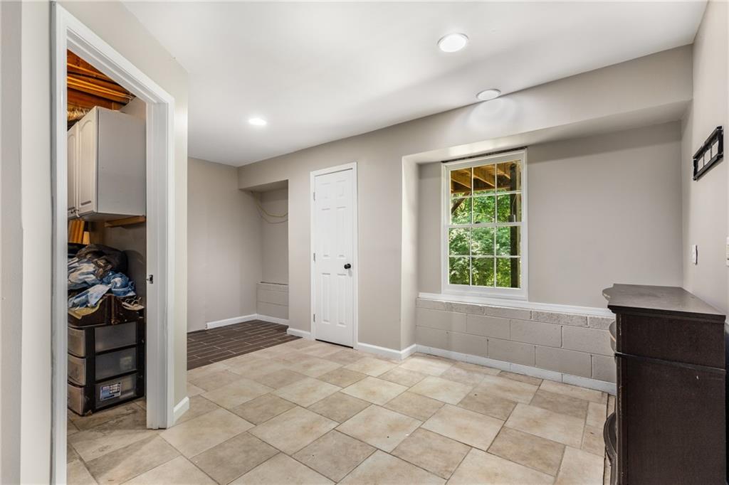 588 Peachtree Drive, White, Georgia image 37