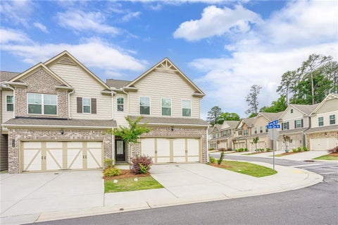 Townhouse For Sale - 6940 Cedar Glen Road<br/> Atlanta, GA 30360
