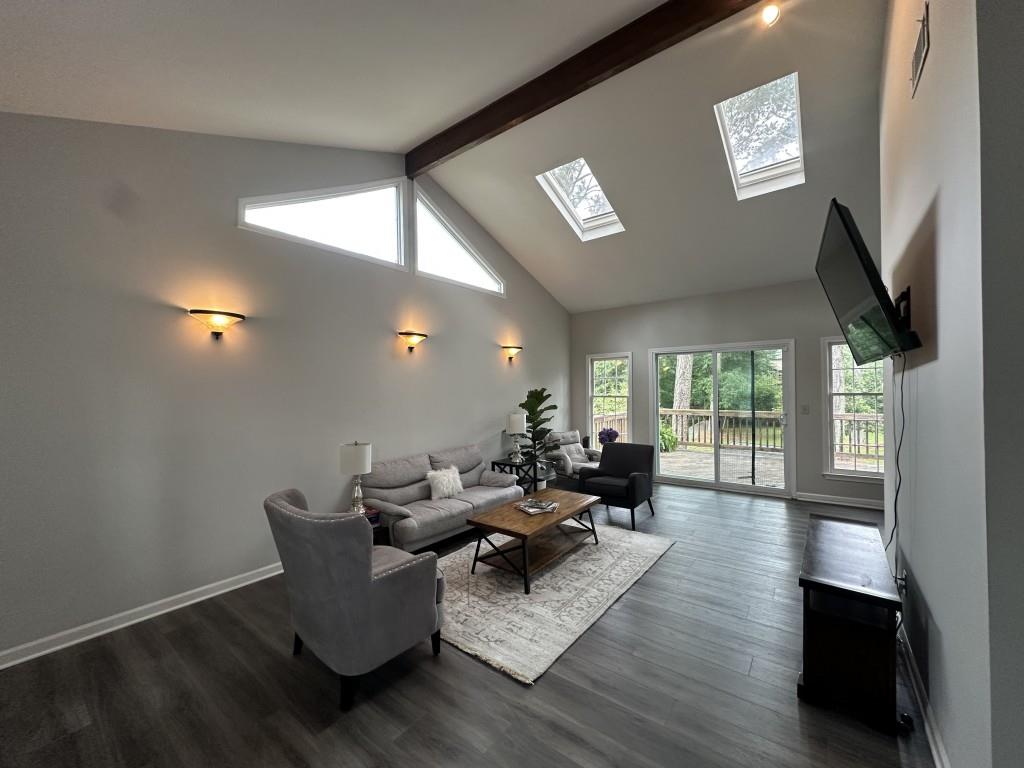 3220 Casteel Road
