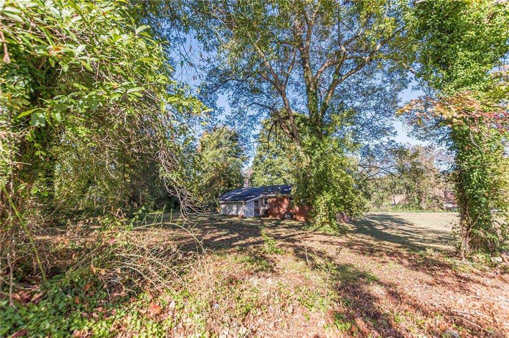 437 Oak Drive