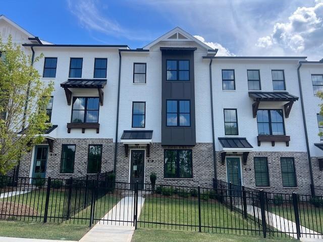 629 Silva Street 128