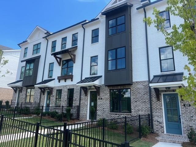 629 Silva Street 128