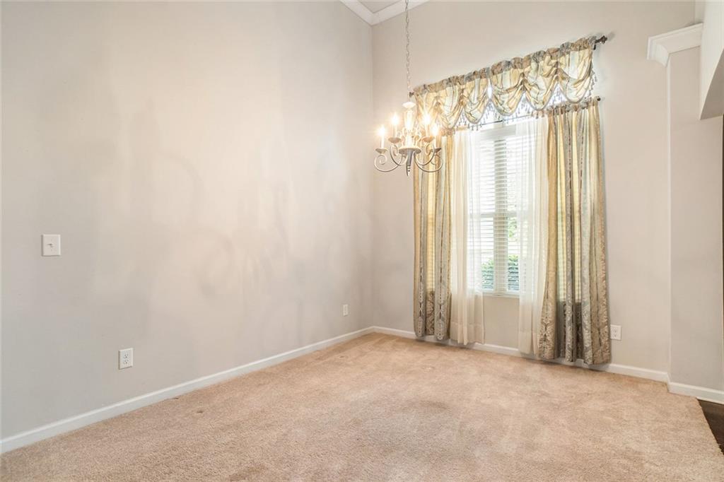 211 Ledford Way