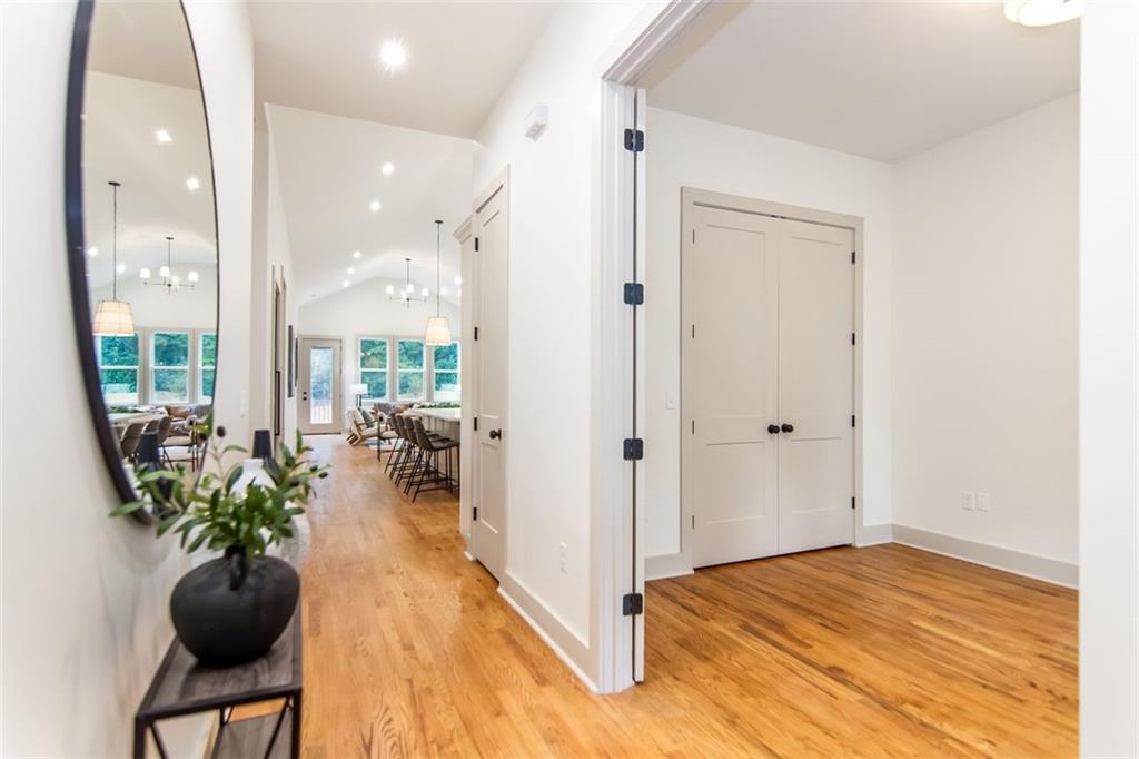 1156 Oakland Drive SW