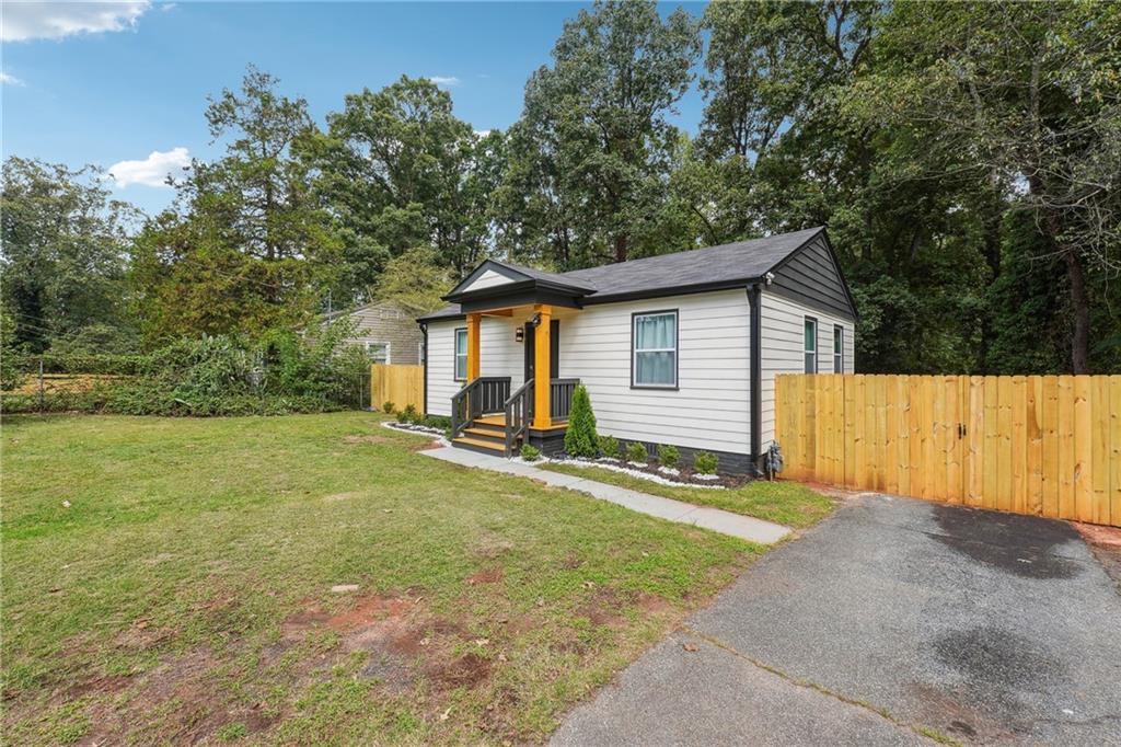 2082 Perkerson Road SW