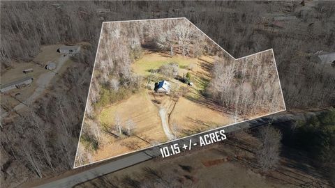 2558 Stonepile Road Clarkesville GA 30523