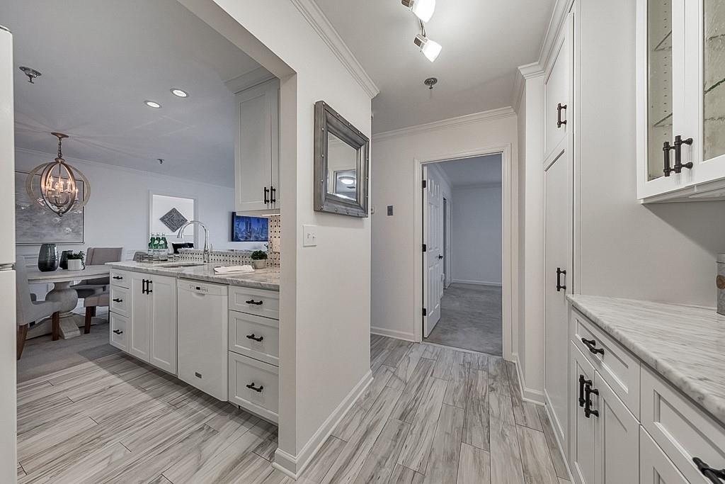 300 Johnson Ferry Road #A1008, Atlanta, Georgia image 3