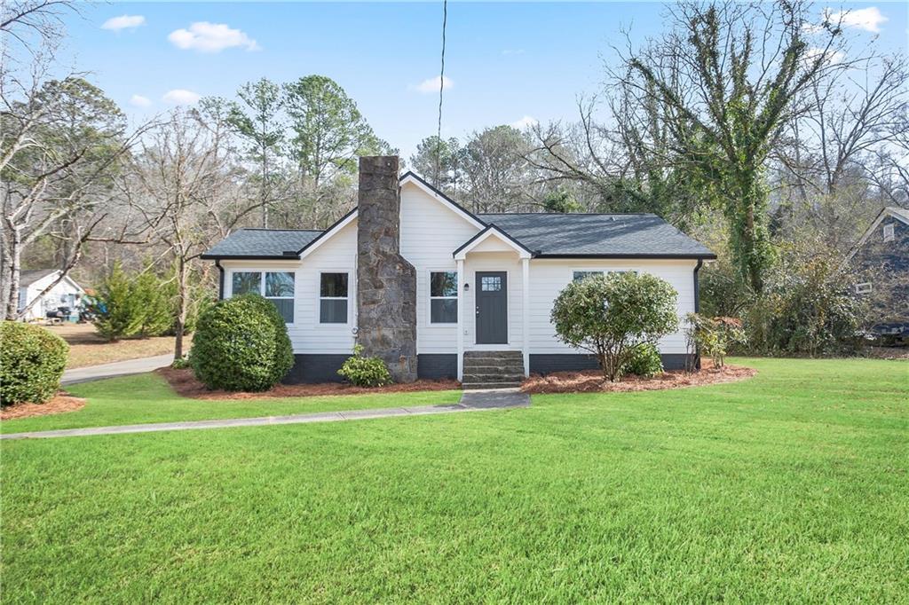Don't miss this beautiful, large, ranch home with recent renovations! Move right in and enjoy all this beauty has to offer. Great location, just minutes from downtown Rome. Tons of recent updates, including new siding, new room, new paint, new LVP flooring, new fixtures, new countertops, new appliances, and much more. Spacious lot, with long driveway, and front and back yard.