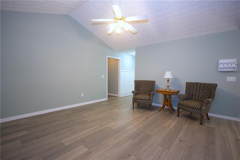 942 Village View Circle, Loganville, Georgia image 6