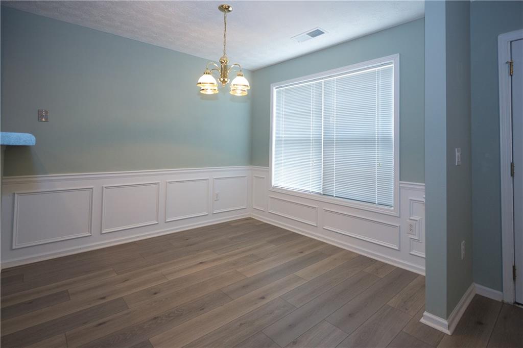942 Village View Circle, Loganville, Georgia image 7
