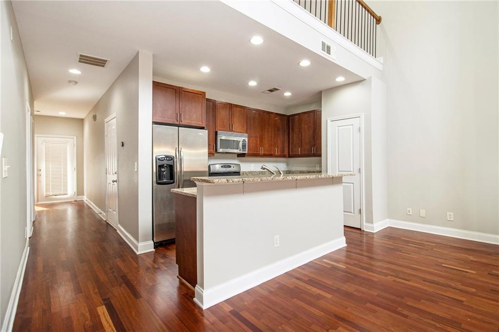 6023 Brookside Oak Circle