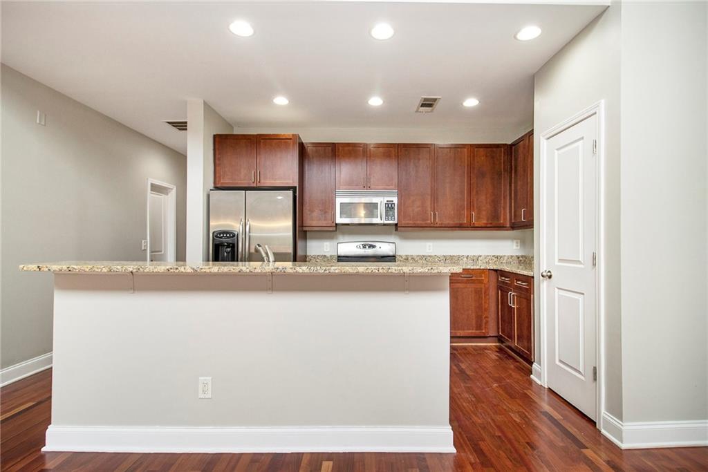 6023 Brookside Oak Circle