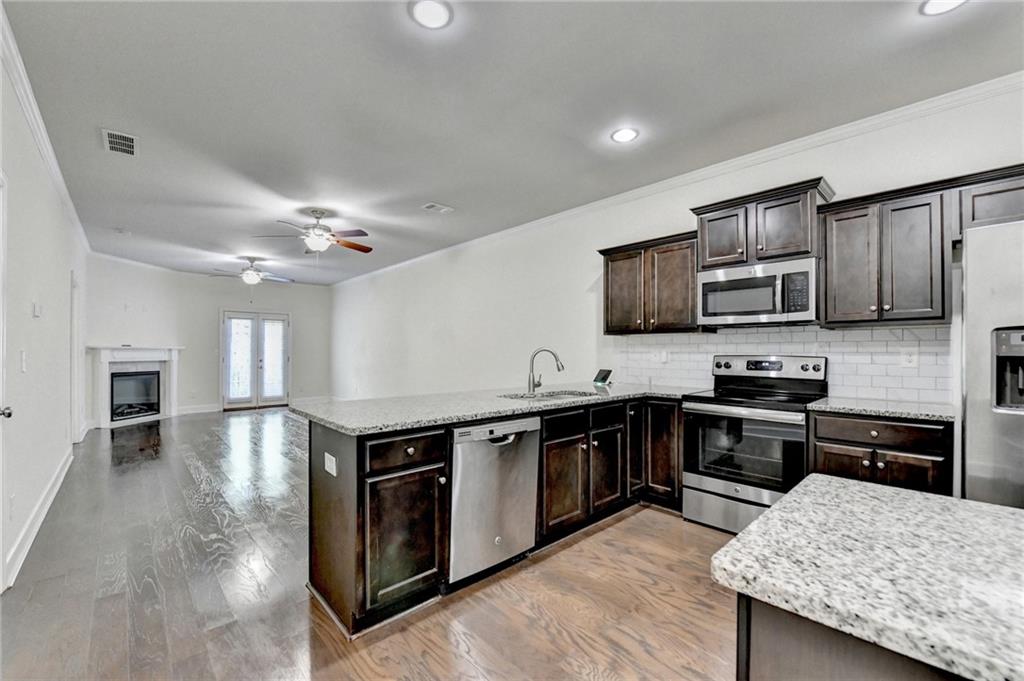 2887 Fox Wood Lane