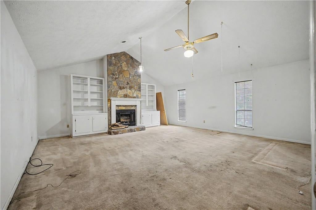 2847 Kathryn Circle SW