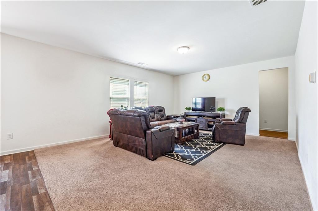 7247 Emma Court